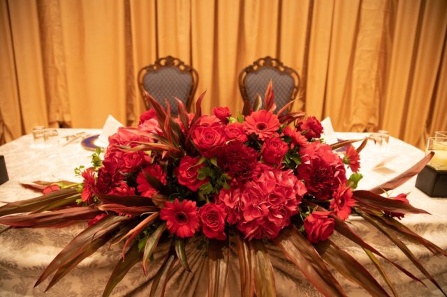 結婚式,装花,メインテーブル,披露宴,レッド